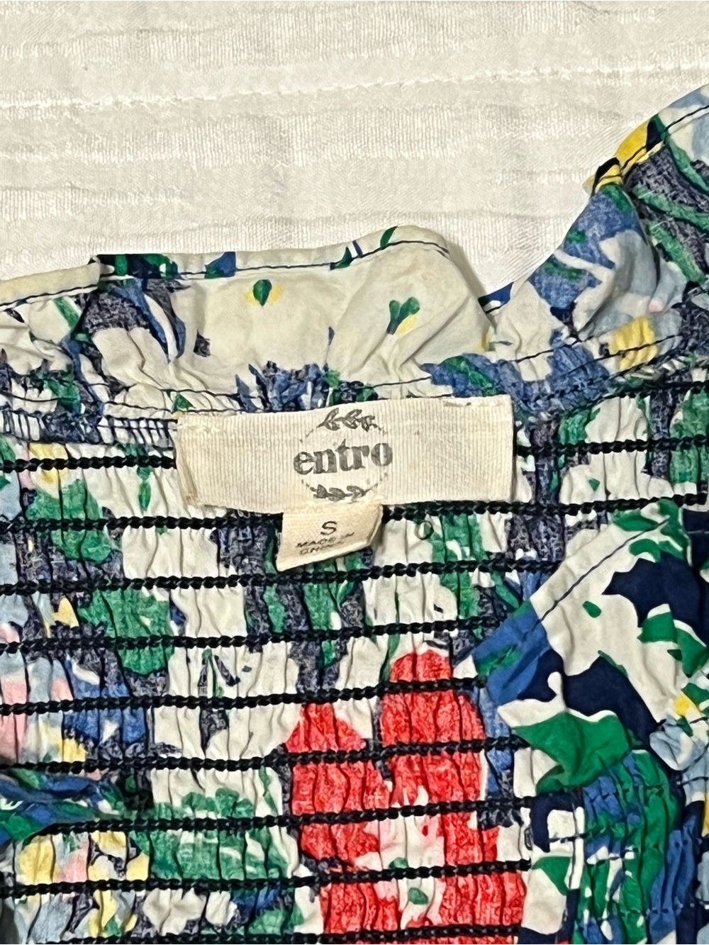 Entro Multicolor Floral Flutter Sleeve Top - Picture 2 of 4